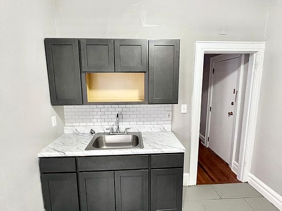 2nd image of 285 Lincoln Ave APT 24