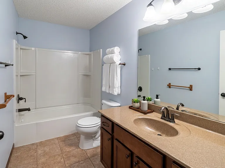 9500 Washington Blvd #7 — Photo 14
