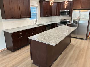 826 W 26th St, Norfolk, VA 23517