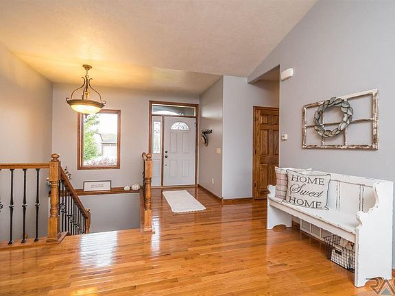 2nd image of 5009 S Winston Ln