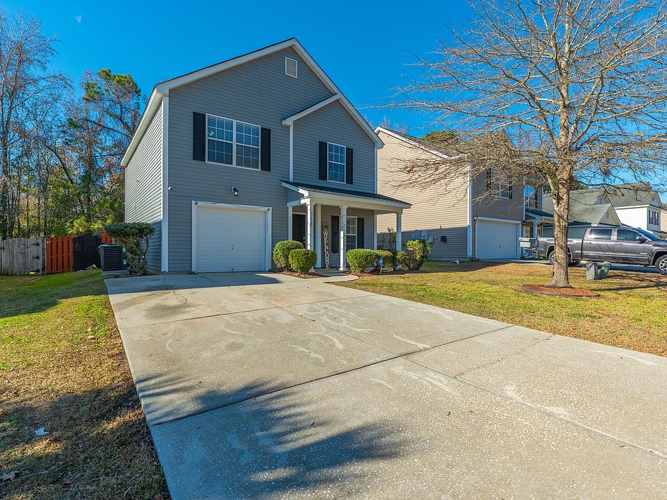 1st image of 118 Destin St