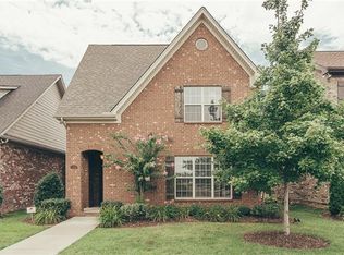 1110 Paddock Park Cir, Gallatin, TN 37066
