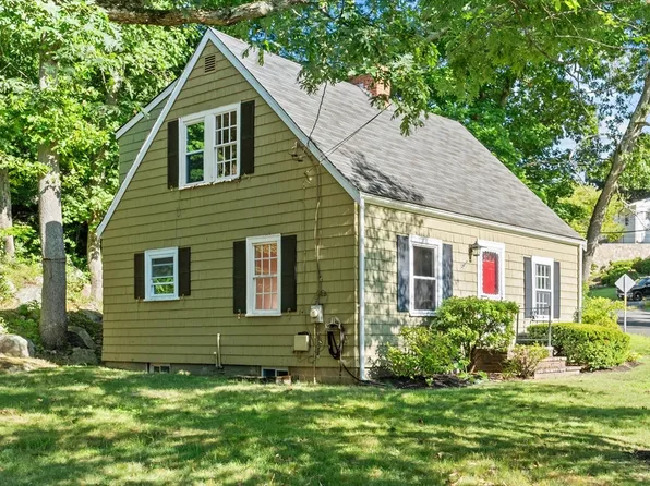 2 Woodland Ave S, Lynn, MA 01904