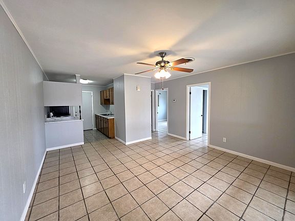2nd image of 109 Catherine St #A