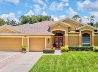 725 Muirfield Cir, Apopka, FL 32712