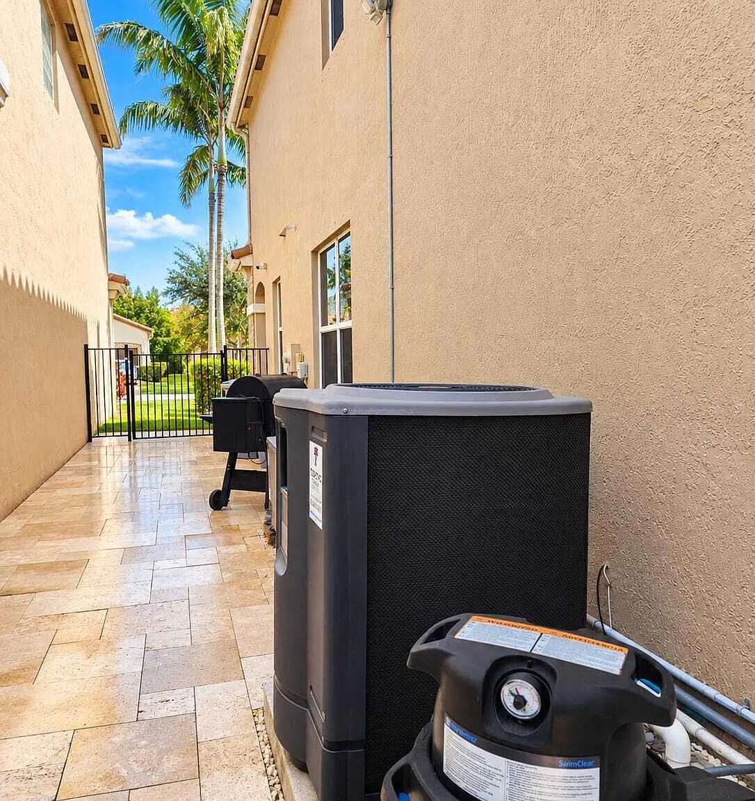 5 bed, 4.0 bath, 3624 sqft, $5,295 — Photo 4