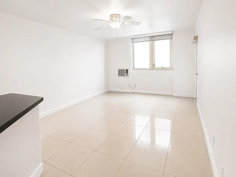 3822 Highland Ave #H — Photo 4