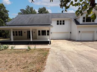 916 Quail Ave, Wake Forest, NC 27587