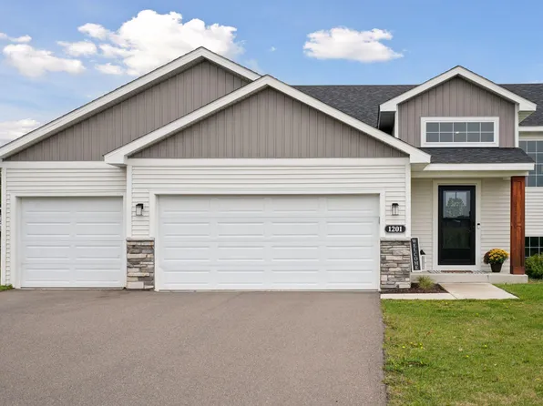 1201 7th Ave NE, Isanti, MN 55040