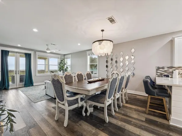 26471 Cat Tail Dr Unit 101, Galveston, TX 77554