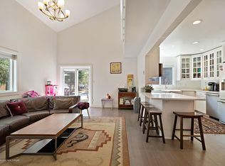 810 Powderhorn Ln APT F, Jackson, WY 83001