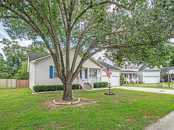 3rd image of 2223 Sawmill Trace Ln