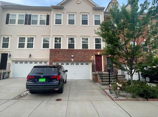 1049 Red Clover Rd, Gambrills, MD 21054