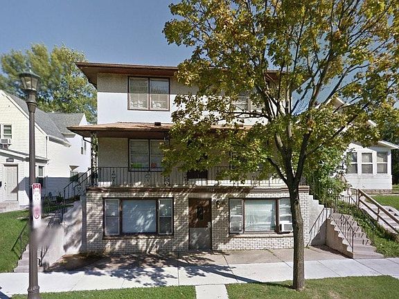 2nd image of 719 Grand Ave APT 1