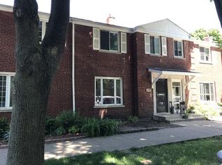 1706 W Belle Plaine Ave, Chicago, IL 60613