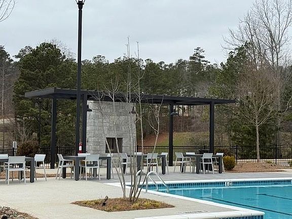 2nd image of 1177 Ridgeview Rd