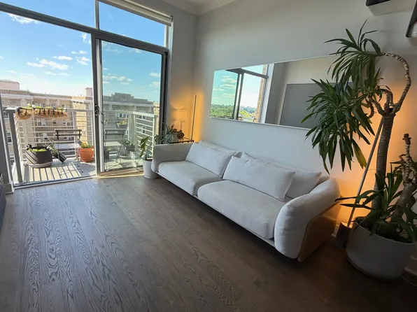 2550 17th St NW Unit 609, Washington, DC 20009
