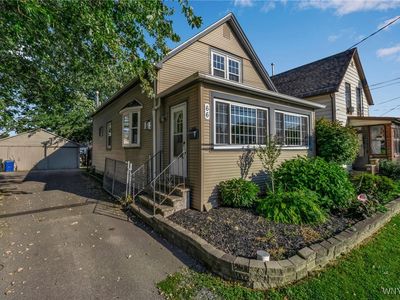 66 Salisbury Ave, Blasdell, NY, 14219