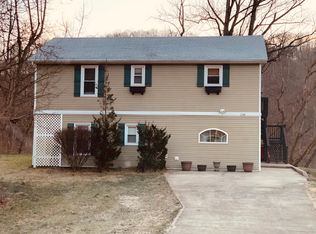 238 River Valley Rd, Frankfort, KY 40601