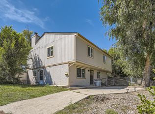 6095 S Sycamore St, Littleton, CO 80120