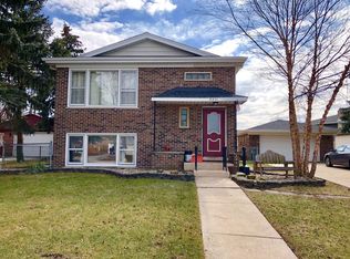 6831 179th Pl #2, Tinley Park, IL 60477