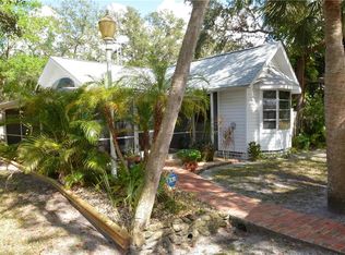 266 N Jackson Rd, Venice, FL 34292