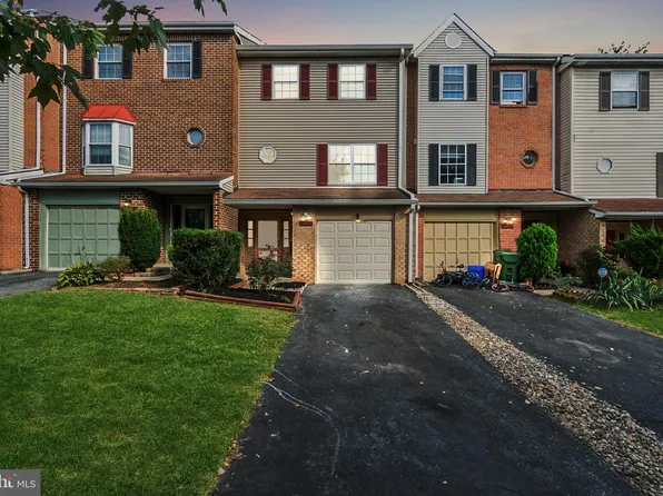 19513 White Saddle Dr, Germantown, MD 20874
