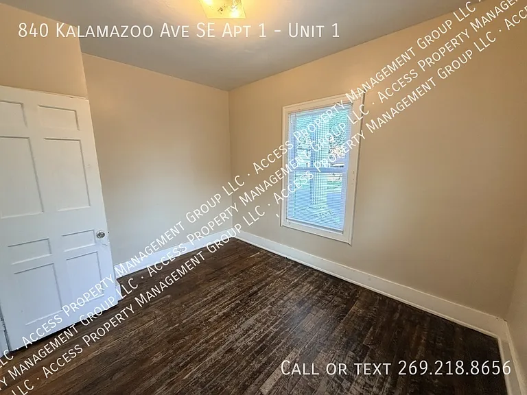 840 Kalamazoo Ave SE #1 — Photo 10