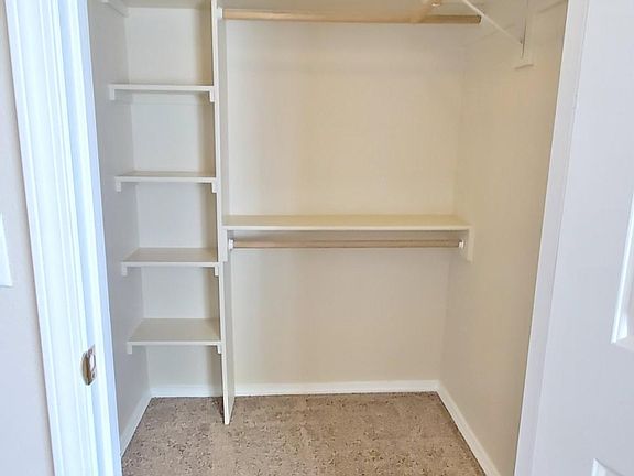 2nd image of 623 Windemere Dr #102