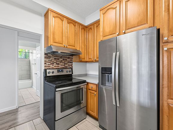 5th image of 1030 Aoloa Pl #209B