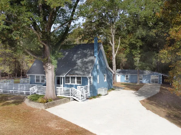 220 Bill Poole Rd, Rougemont, NC 27572