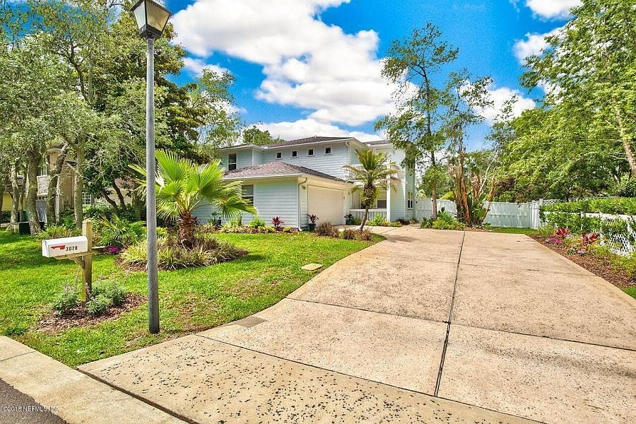 1st image of 3078 Merrill Blvd