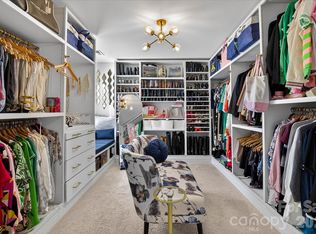 5516 Verona Rd, Charlotte, NC 28213