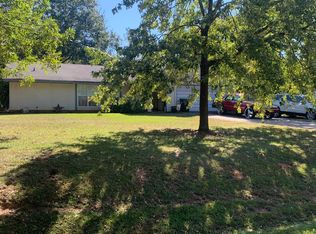 1224 Village Rd, Elberton, GA 30635