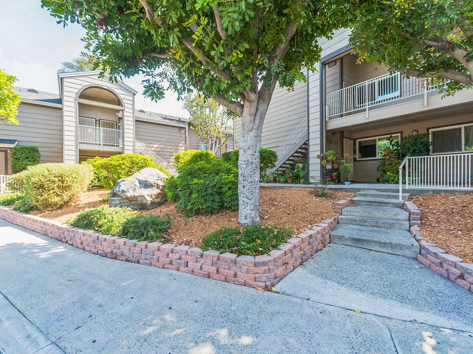 Meadow Creek Apartments — Photo 3