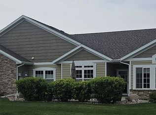 5549 E Eastbridge Pl, Sioux Falls, SD 57110