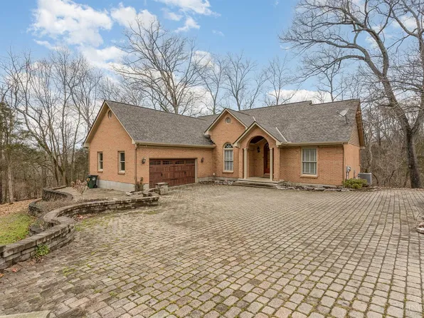 600 Laurel Oaks Dr, Loveland, OH 45140