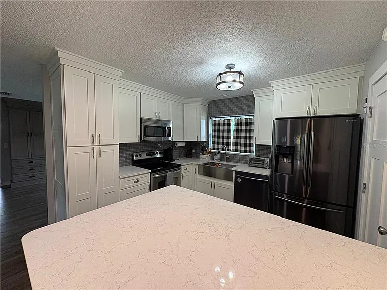 10010 Gannon Ln — Photo 57