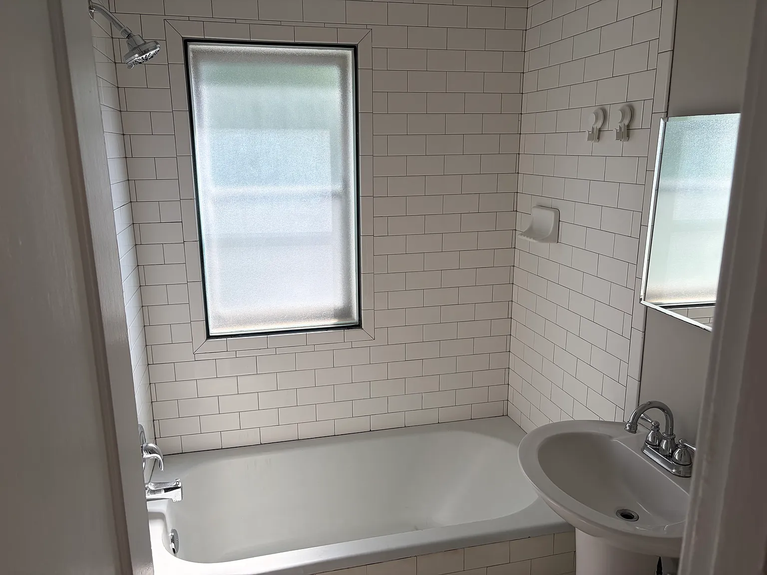 2 bed, 894 sqft, $1,400 — Photo 3