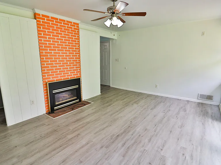13002 Atlantic Ave — Photo 12