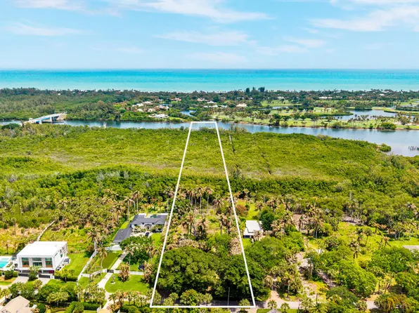 11765 SE Laurel Lane, Hobe Sound, FL 33455