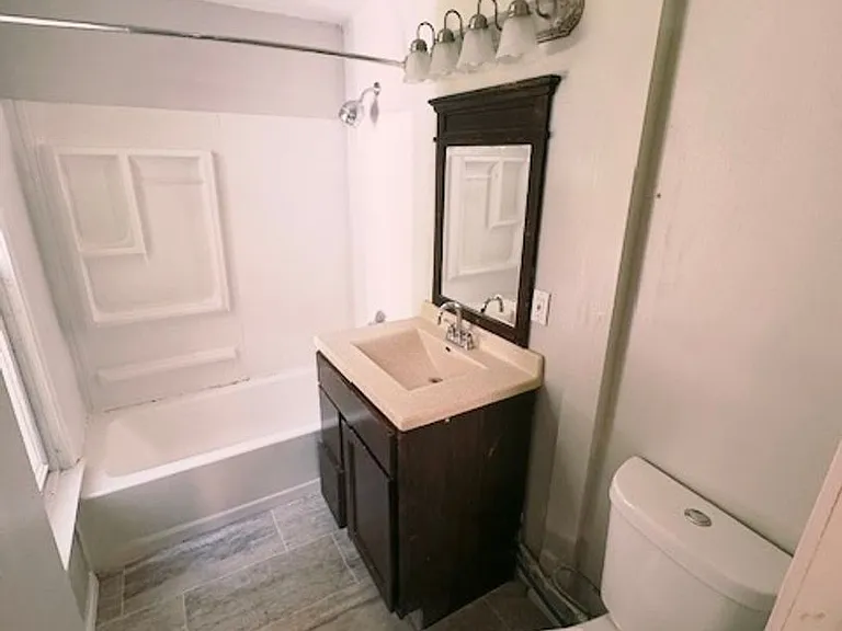 614 Neland Ave SE — Photo 5