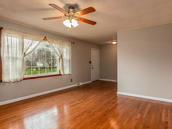 5th image of 14148 Brynwood Dr