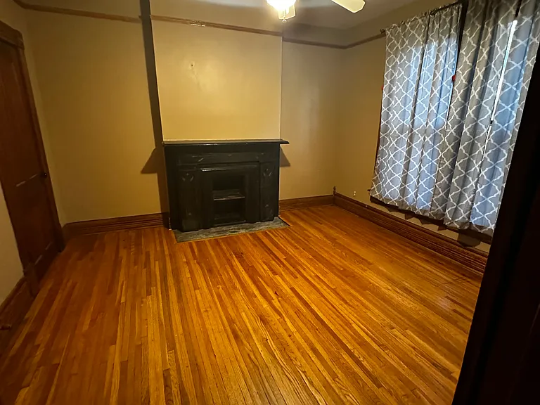 1351 Forsythe Ave — Photo 15