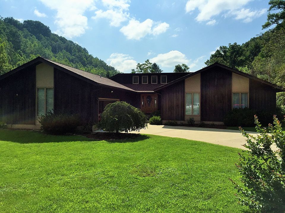 1st image of 6 Creekside Dr