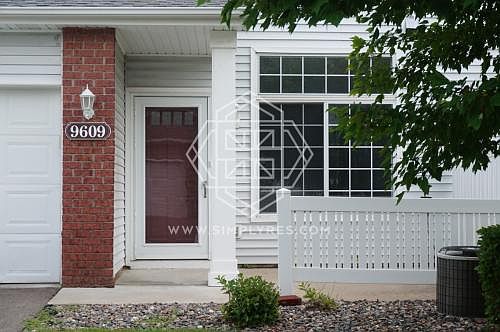 1st image of 9609 Queensland Ln N