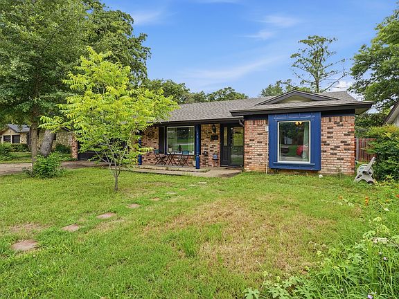 3rd image of 6801 Yolanda Dr