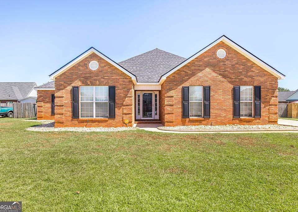 1st image of 306 Rose Hill Dr