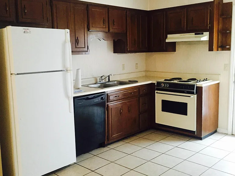 140 Lanier Dr #140 — Photo 5