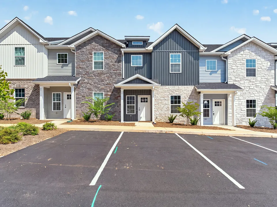 536 Leesville Rd #403